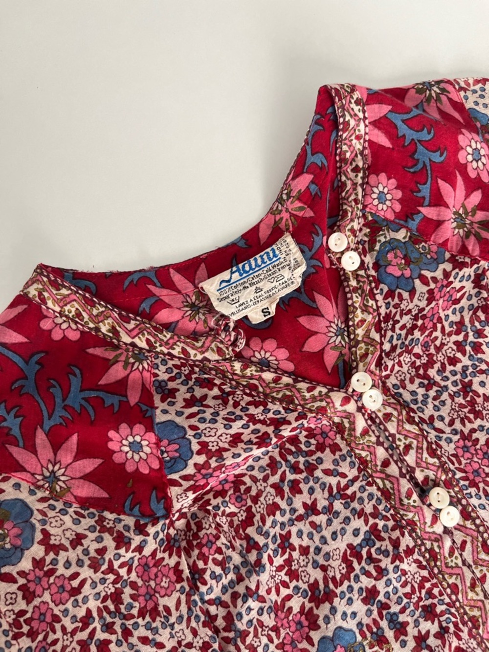 Adini 1970’s vintage Indian cotton boho dress in Red and Pink